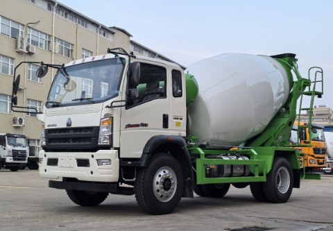 中國(guó)重汽豪沃4*2單橋攪拌車(chē)_7.5方混凝土攪拌車(chē) 中國(guó)重汽豪沃4*2單橋攪拌車(chē)_7.5方混凝土攪拌車(chē)